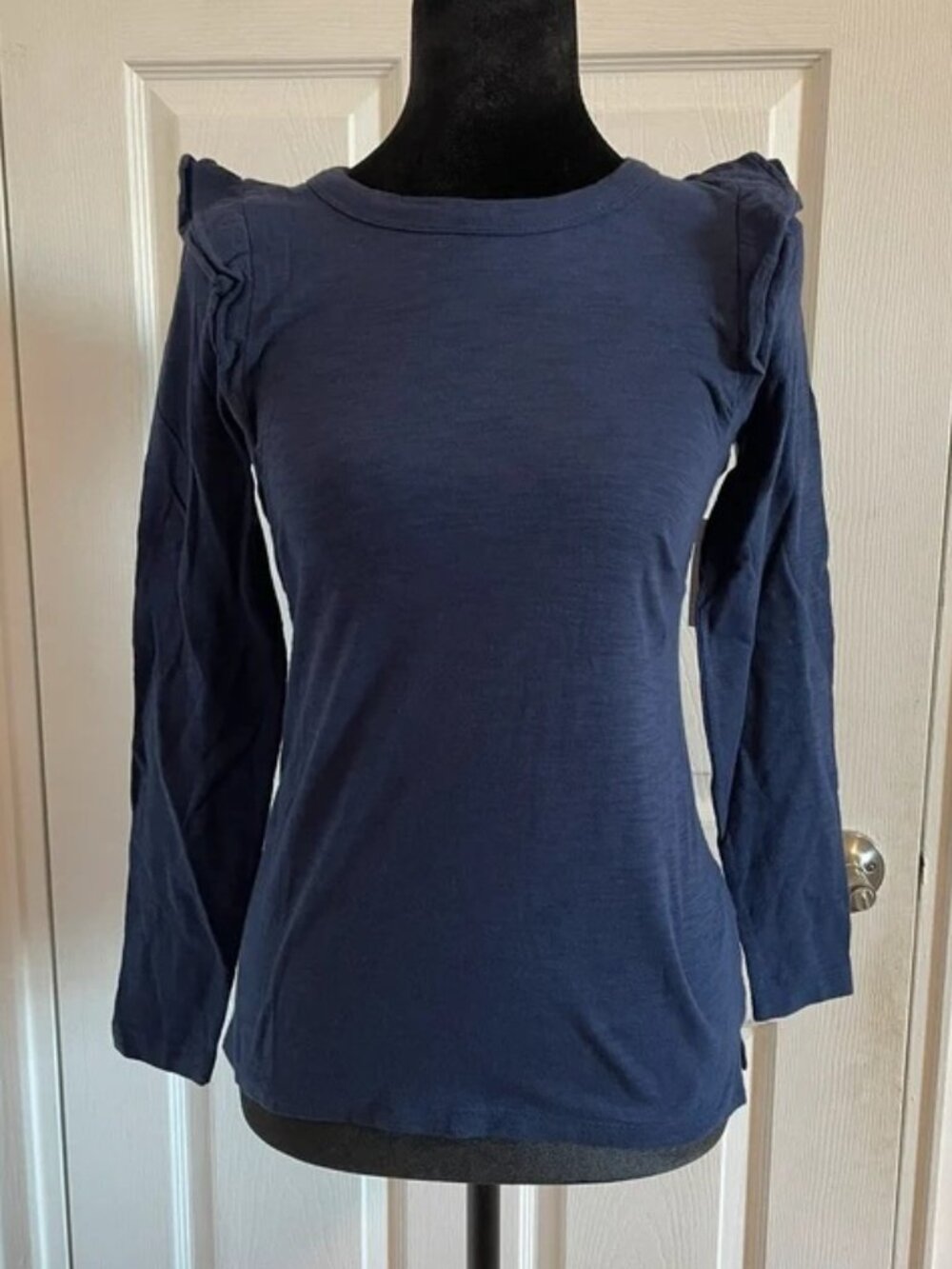 Old Navy Women’s Navy Ruffle Shoulder Long Sleeve Top XS NWT
